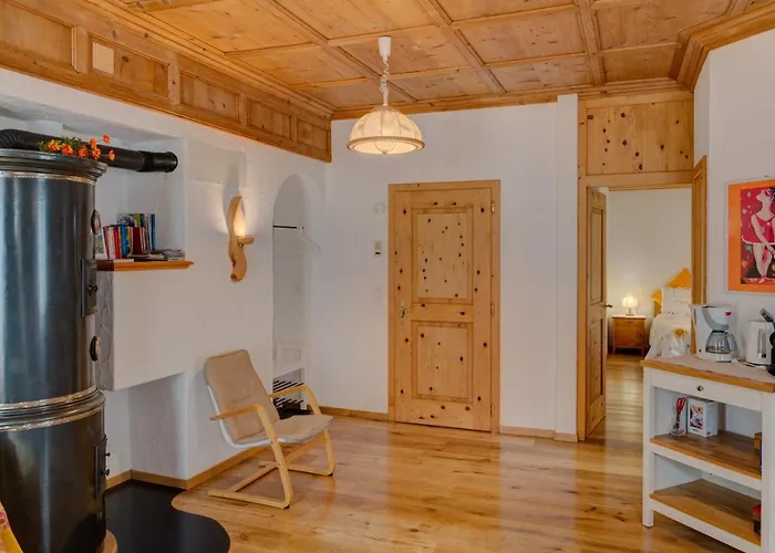 Casa Zanetti Apartment Le Prese